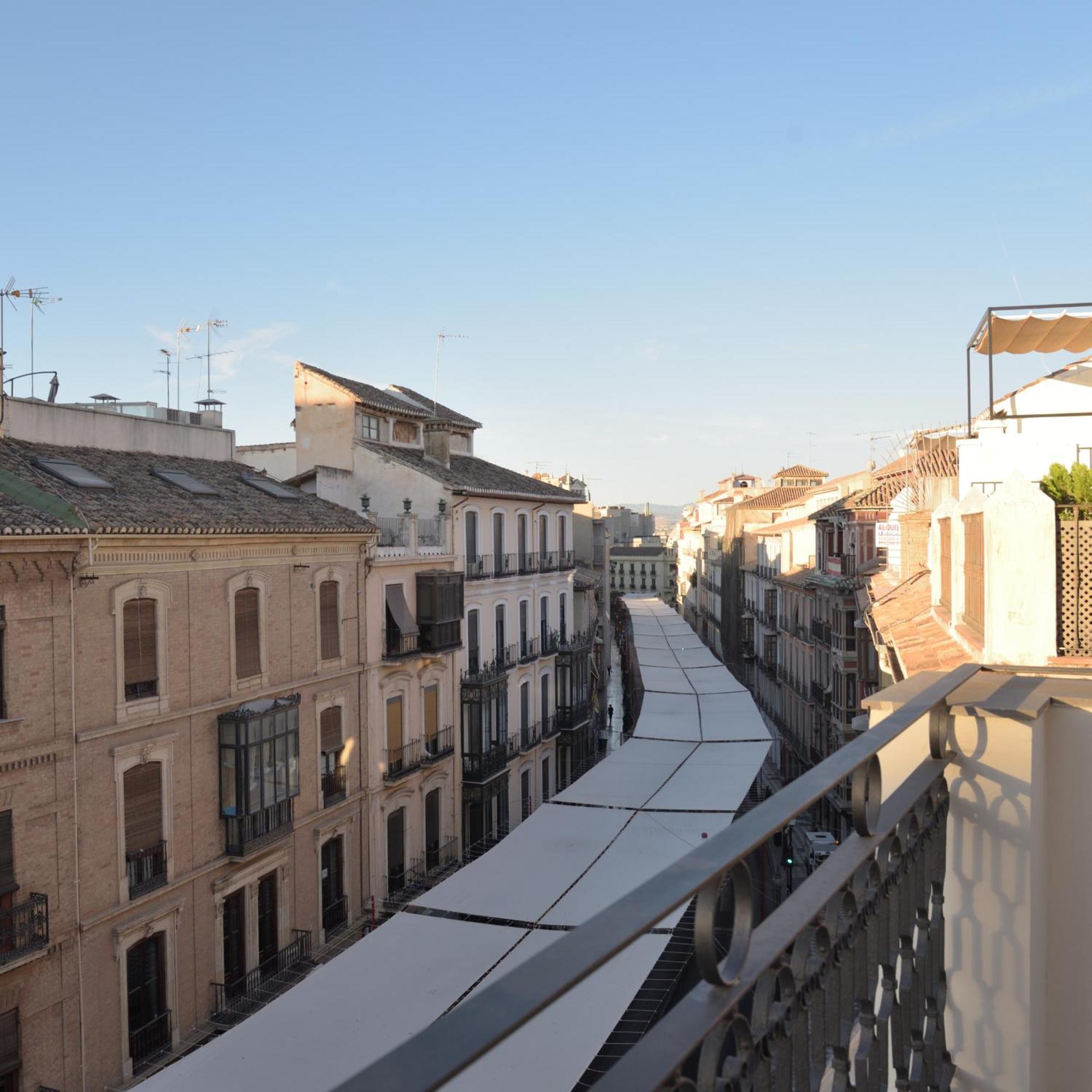 Patio De Sombra - Urban Suites Granada Luaran gambar